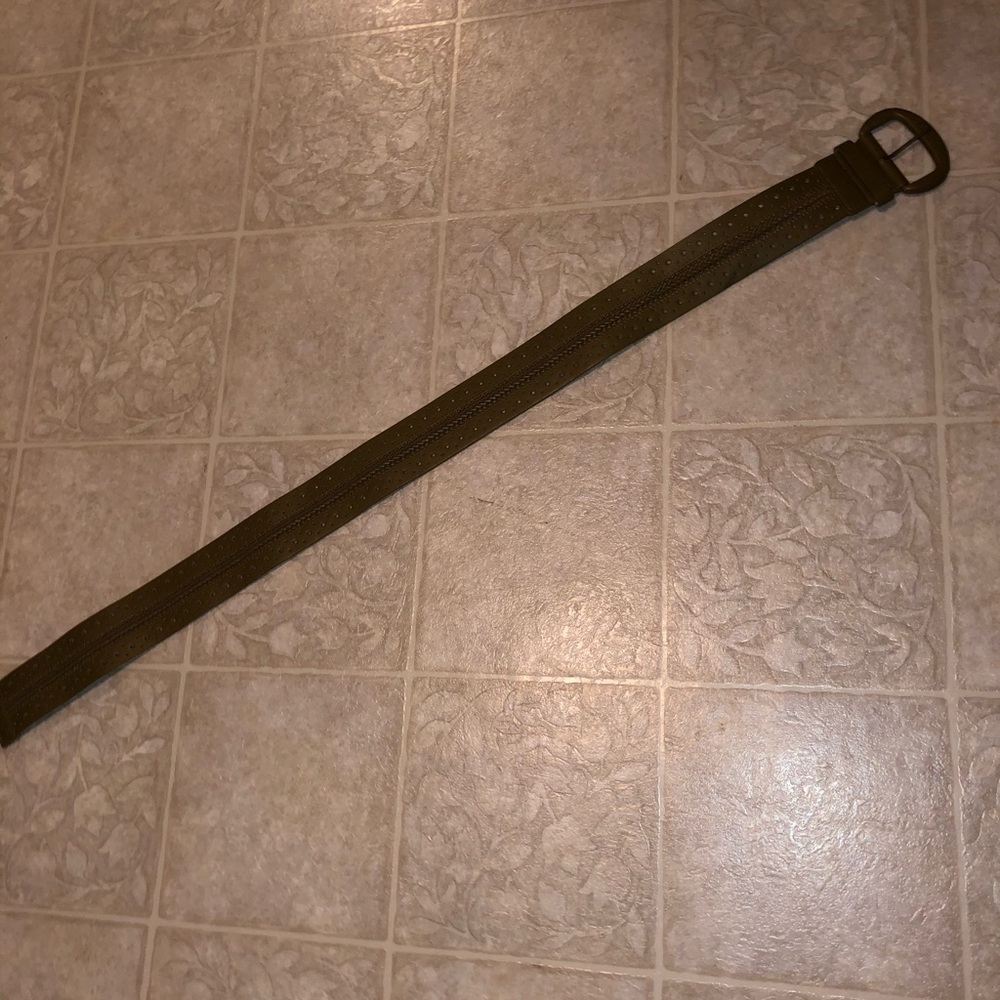 Belt - Picture 2 of 4